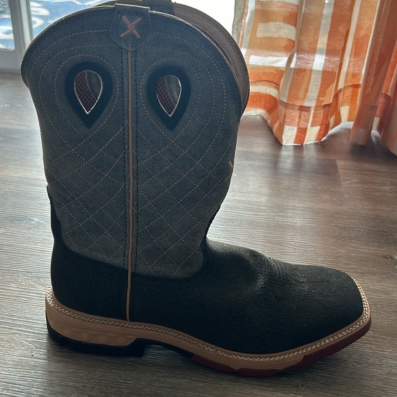 Twisted X Men’s Cowboy Boots - Picture 3 of 9